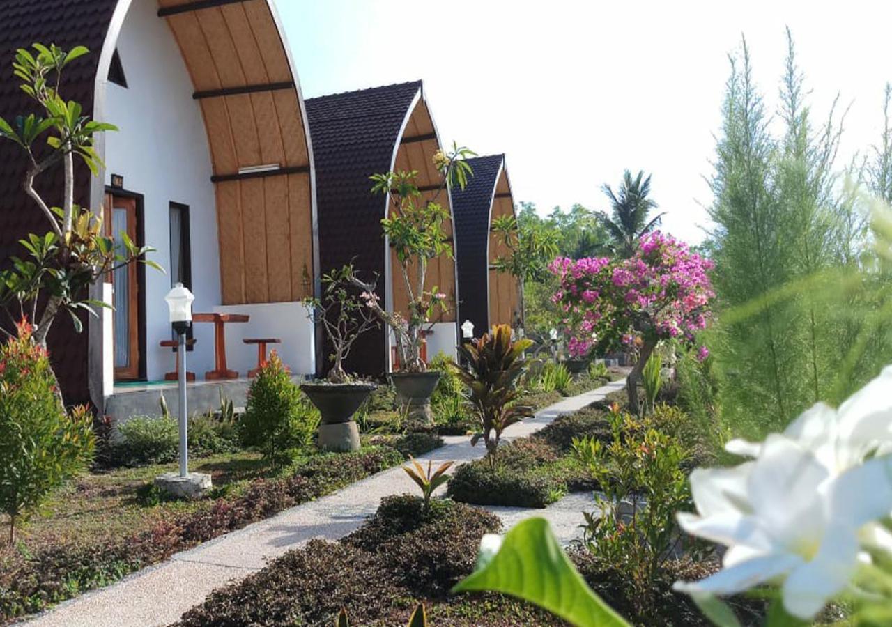 Sebrang Hills Bungalow Toyapakeh Екстериор снимка